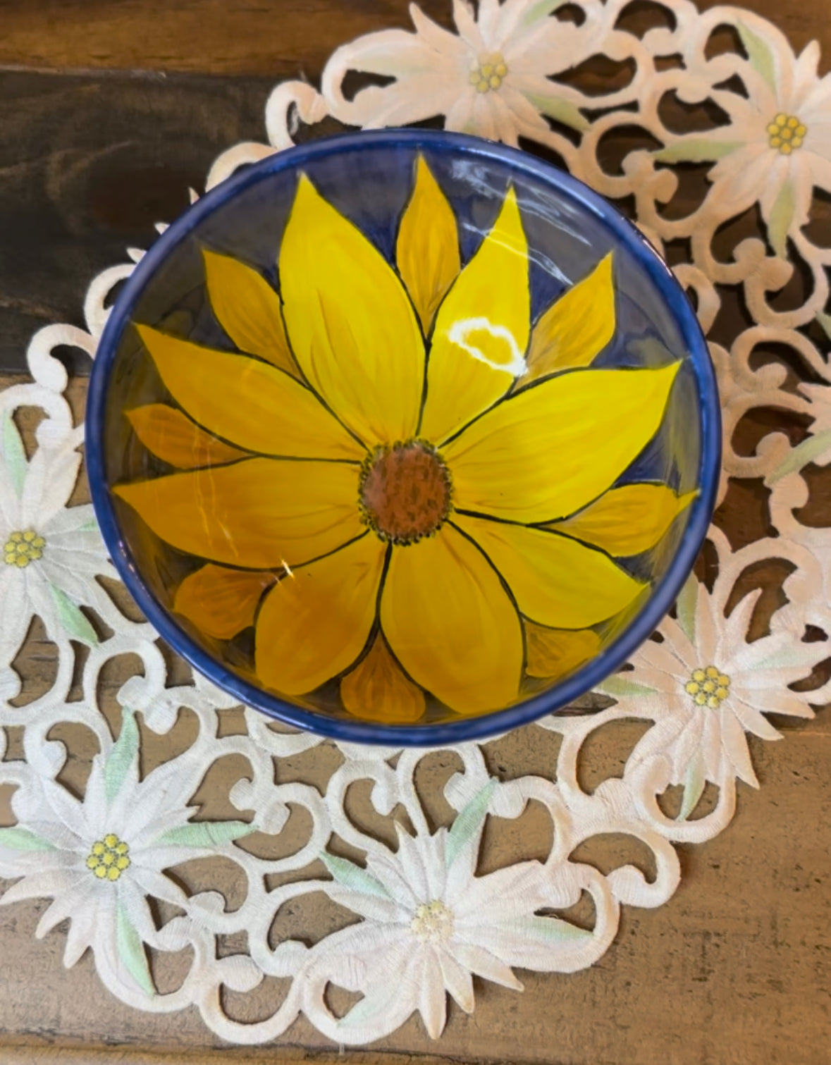 Sunflower Bee Medium Bowl